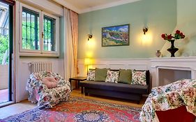Marsilio Ficino Apartment By Mamo Florence